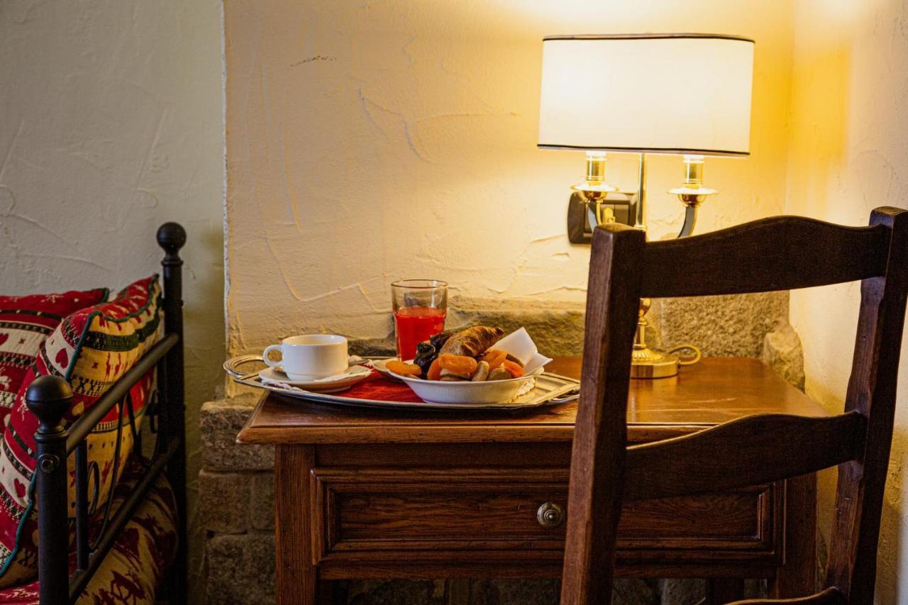 Hotel Jumeaux 3*