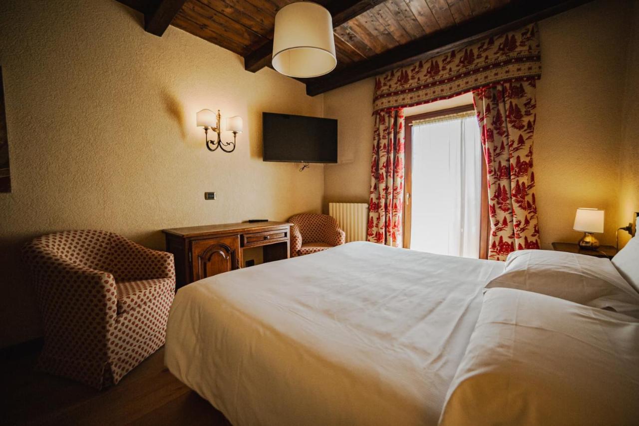 Hotel Jumeaux 3*